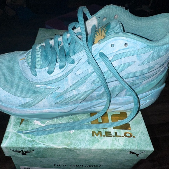 MB.02 - Picture 1 of 3